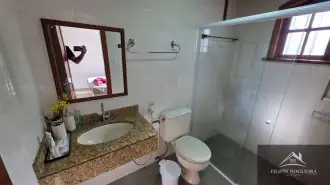 Belíssima residência de alto padrão com 6 quartos, sendo 3 suítes, sauna, área gourmet completa em um bairro nobre de Miguel Pereira. - casavillage2100