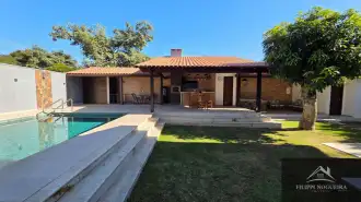 Belíssima residência de alto padrão com 6 quartos, sendo 3 suítes, sauna, área gourmet completa em um bairro nobre de Miguel Pereira. - casavillage2100