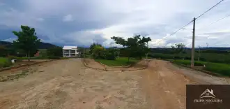 Vende-se terrenos em loteamento de alto padrão, vista maravilhosa. - trsar