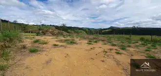 Vende-se terreno plano 504,90 m² com vista maravilhosa para o verde. - arco140