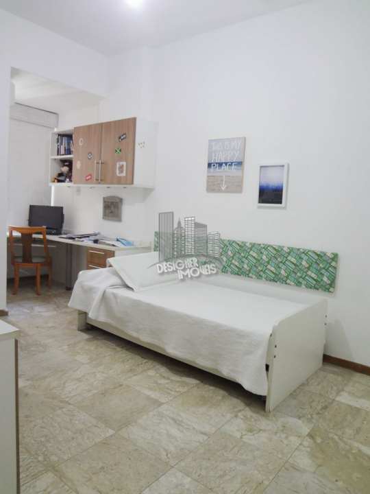 4º QUARTO - 18