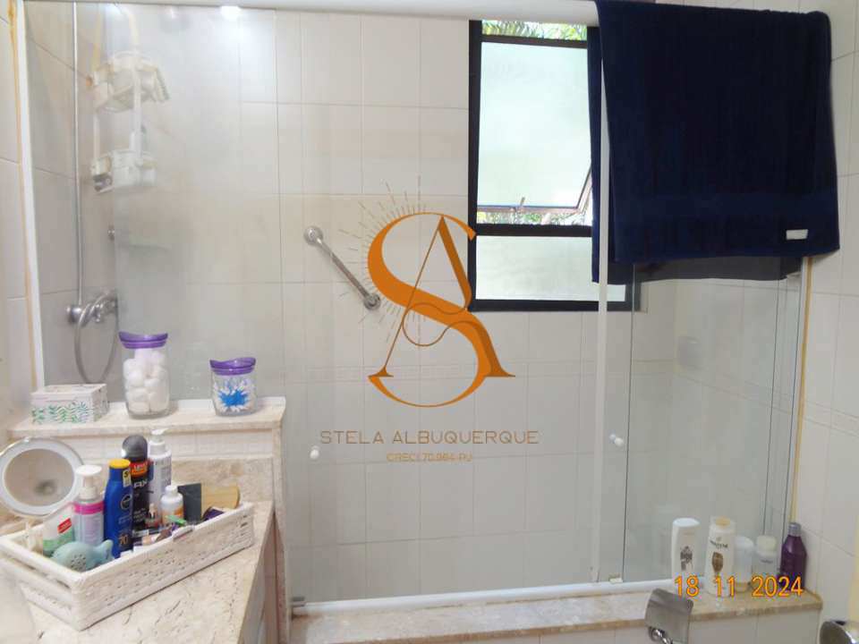Amplo banheiro Social - 28