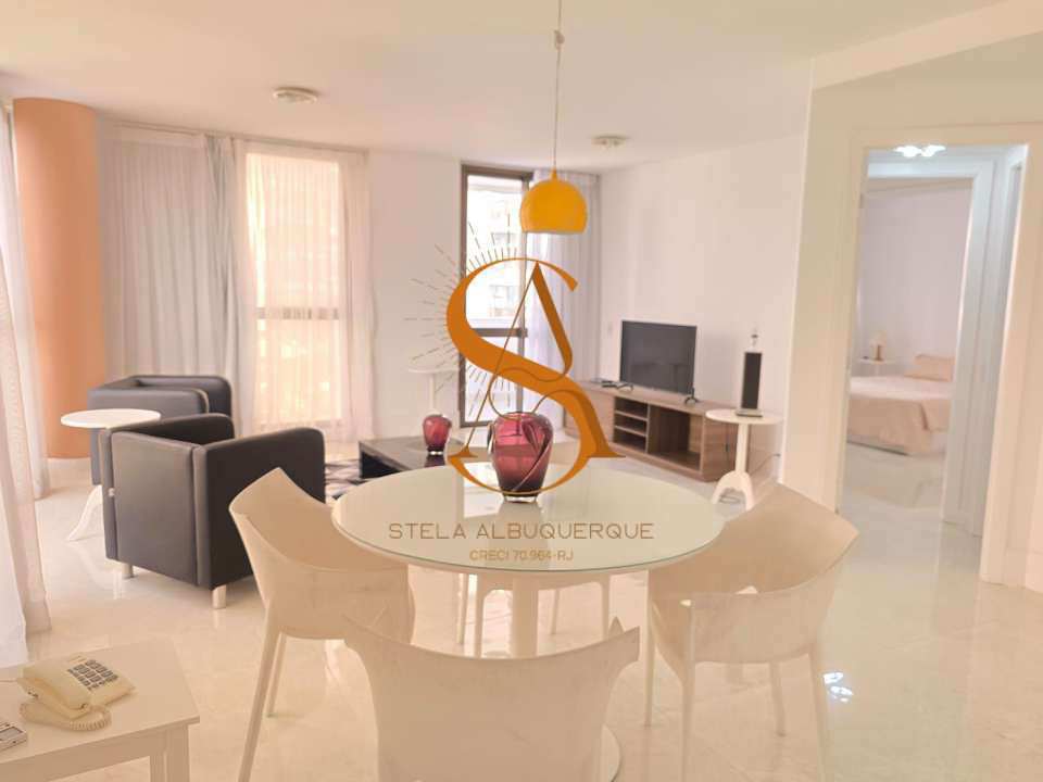 SALA DE ESTAR E JANTAR COM VARANDA - 2