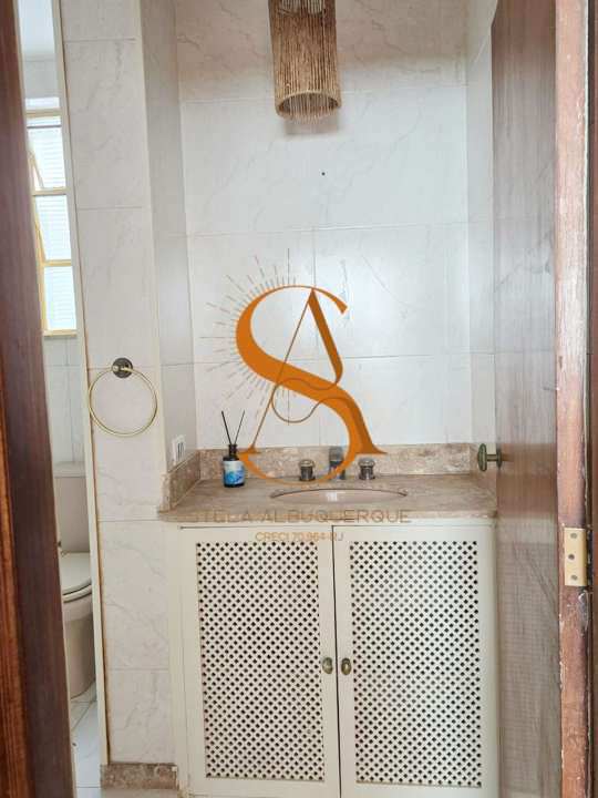2º banheiro em frente ao 3º quarto - 23