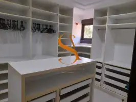 Closet - 28