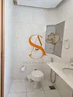 banheiro em frente ao 2º quarto - 18
