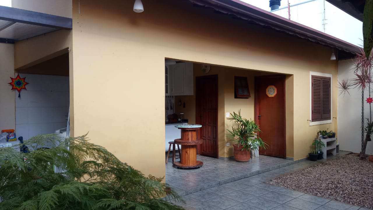 Conheça Casa 2 quartos à venda Jardim Holiday, São Pedro - R$ 675.000 - CS335 - 14 14