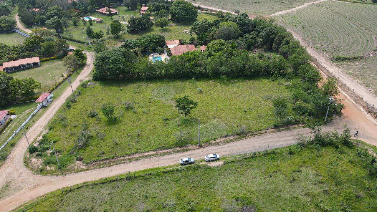 Conheça Terreno à venda Capim Fino, São Pedro - R$ 295.000 - CH110 - 4 4