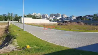 Conheça Perspectiva de uma das ruas do condomínio (2) do imóvel - Lote de 187 m² no Cond. Villa Blanca Residence - Recreio (15000-184) - 15000-184 - 9 Perspectiva de uma das ruas do condomínio (2) - 9