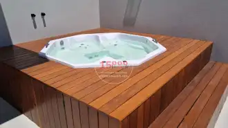 Conheça Hidromassagem com deck de madeira (3º piso) do imóvel - Casa triplex 4 suítes no Cond. Vivendas do Sol - Recreio (15000-190) - 15000-190 - 31 Hidromassagem com deck de madeira (3º piso) - 31