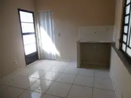 Ótima localização - Kitnet/Conjugado para alugar Rua Piraquara, Realengo, Rio de Janeiro - R$ 450 - SA0075