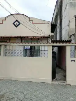 Ótima localização - Casa para alugar Rua Delfina Alves, Madureira, Rio de Janeiro - R$ 880 - SA0145