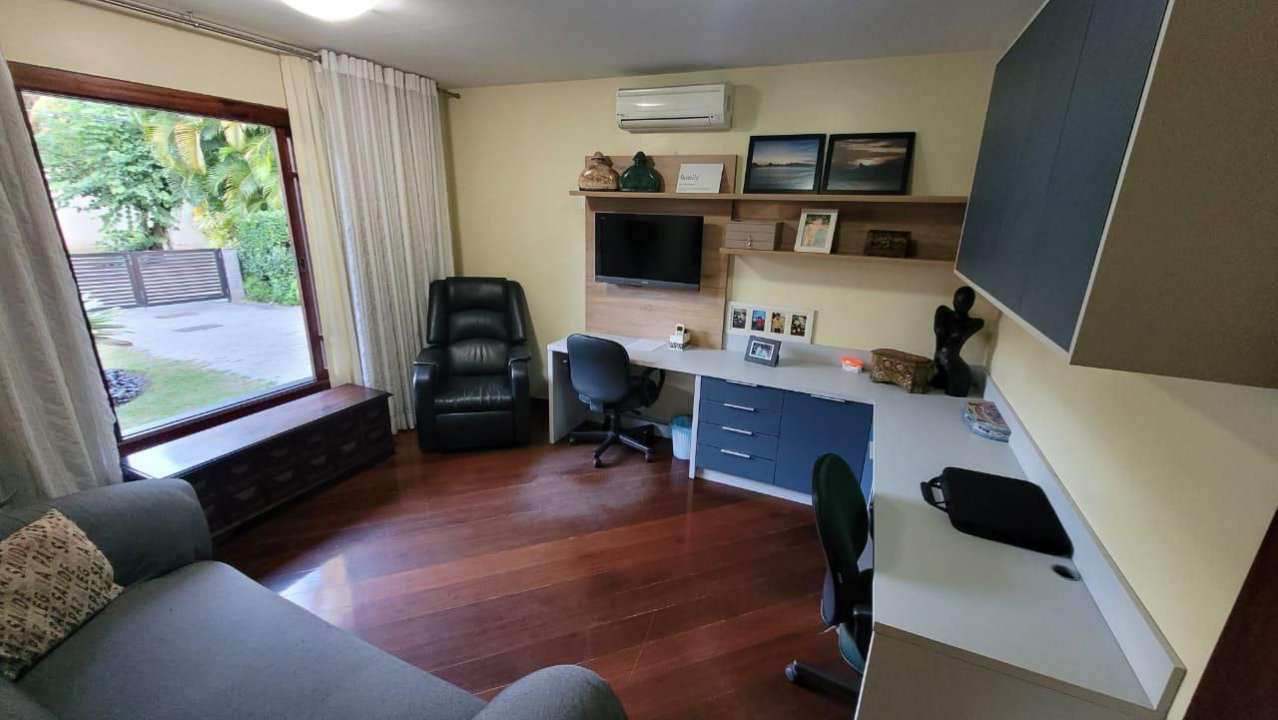 Conheça Casa em Condomínio para venda e aluguel Estrada Francisco da Cruz Nunes, Piratininga, Niterói,Rio de Janeiro - R$ 10.000 - Niteroi - 12 12
