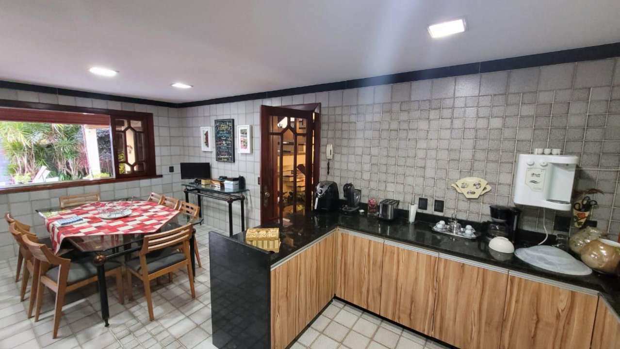 Conheça Casa em Condomínio para venda e aluguel Estrada Francisco da Cruz Nunes, Piratininga, Niterói,Rio de Janeiro - R$ 10.000 - Niteroi - 18 18
