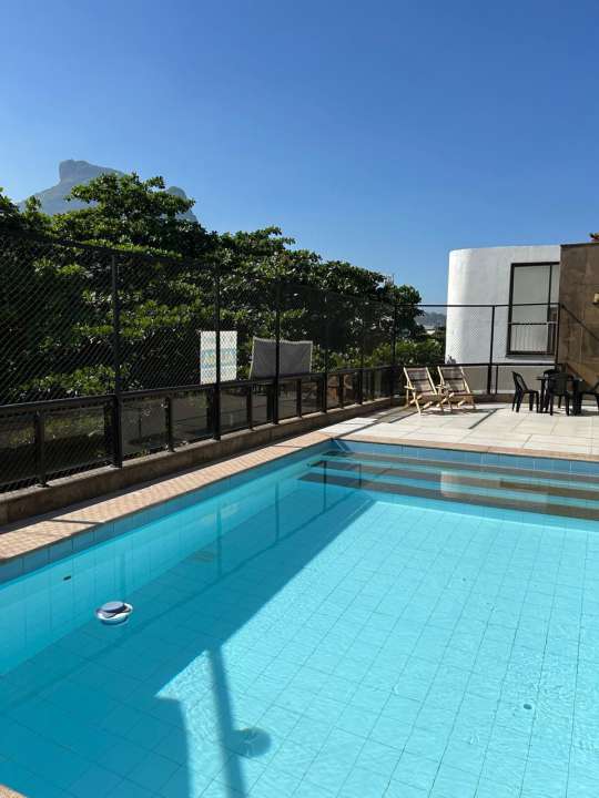 Conheça Cobertura para venda e aluguel Avenida Comandante Júlio de Moura, Barra da Tijuca, Rio de Janeiro - R$ 14.000 - barracob - 1 1
