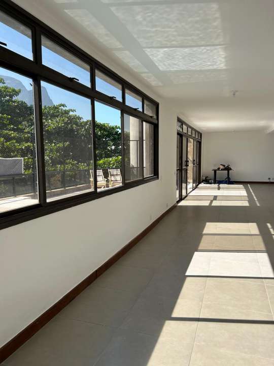 Conheça Cobertura para venda e aluguel Avenida Comandante Júlio de Moura, Barra da Tijuca, Rio de Janeiro - R$ 14.000 - barracob - 5 5