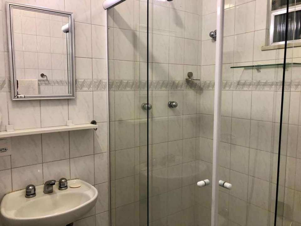 Conheça Banheiro social do imóvel - Apartamento para alugar Rua Barão do Flamengo, Flamengo, Rio de Janeiro - R$ 4.200 - LBF - 6 Banheiro social - 6