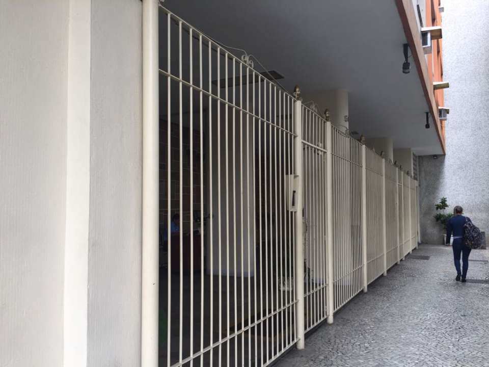 Conheça Portaria do imóvel - Apartamento para alugar Rua Barão do Flamengo, Flamengo, Rio de Janeiro - R$ 4.200 - LBF - 12 Portaria - 12