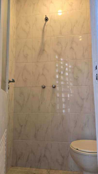 Banheiro de serviço - 24