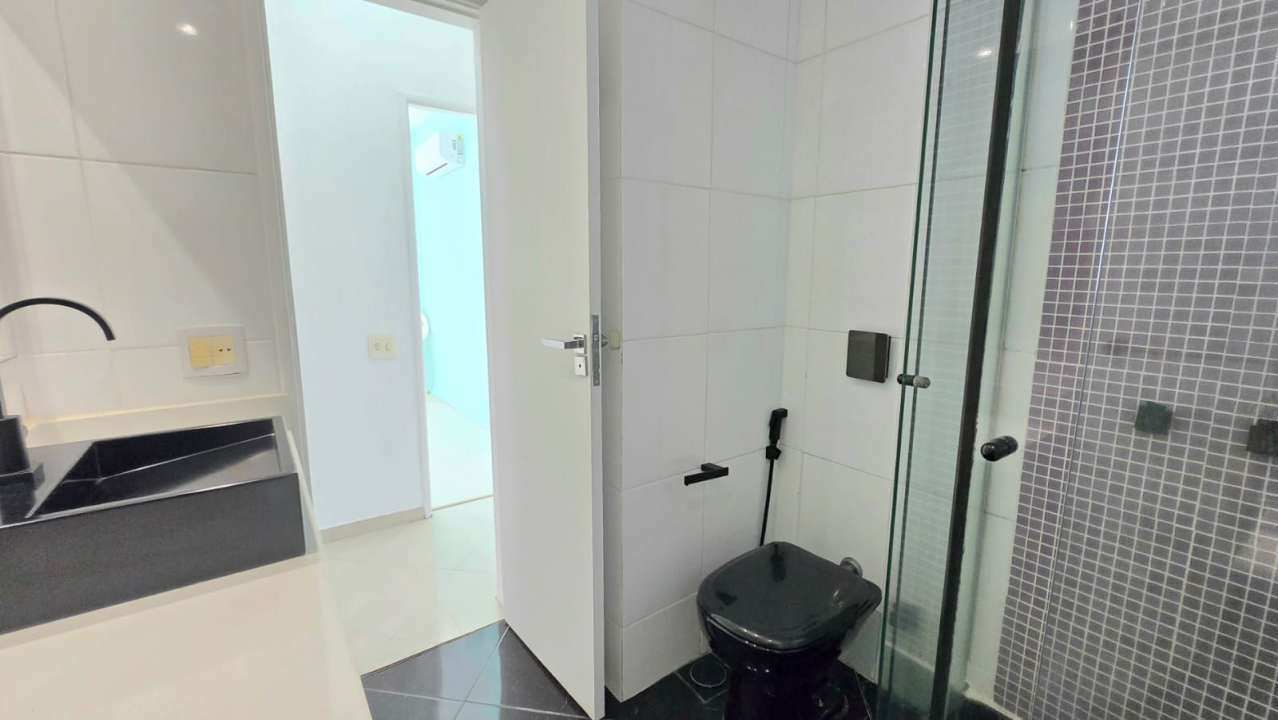 Lazer e ônibus - Apartamento com lazer completo à venda Avenida Prefeito Dulcídio Cardoso, Barra da Tijuca, Rio de Janeiro - R$ 1.280.000 - VRFCM