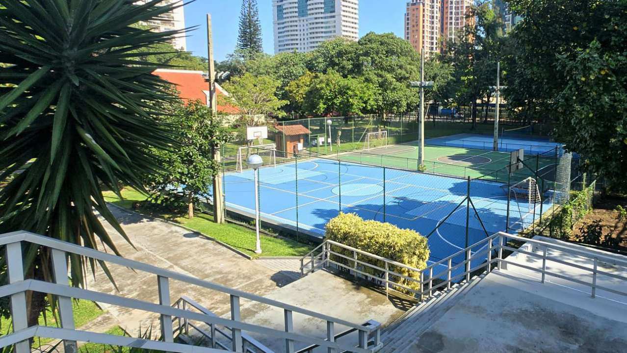 Lazer e ônibus - Apartamento com lazer completo à venda Avenida Prefeito Dulcídio Cardoso, Barra da Tijuca, Rio de Janeiro - R$ 1.280.000 - VRFCM