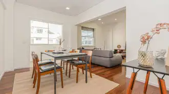 Conheça Sala em dois ambientes do imóvel - Apartamento à venda Rua Barata Ribeiro, Copacabana, Rio de Janeiro - R$ 1.199.000 - IVBR - 5 Sala em dois ambientes - 5
