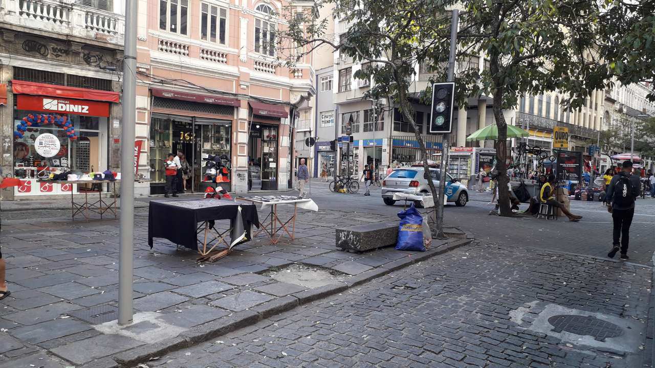 Conheça Loja 174m² para alugar Rua Uruguaiana, Centro, Rio de Janeiro - R$ 5.000 - 174 - 38 38