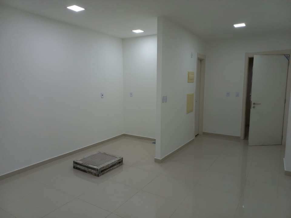 Conheça Sala Comercial 30m² para alugar Avenida Almirante Júlio de Sá Bierrenbach, Jacarepaguá, Rio de Janeiro - R$ 1.000 - BSD751 - 6 6