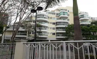 Conheça Apartamento com Área Privativa à venda Avenida Prefeito Dulcídio Cardoso,Barra da Tijuca, Rio de Janeiro - R$ 945.000 - BSD347 - 9 9