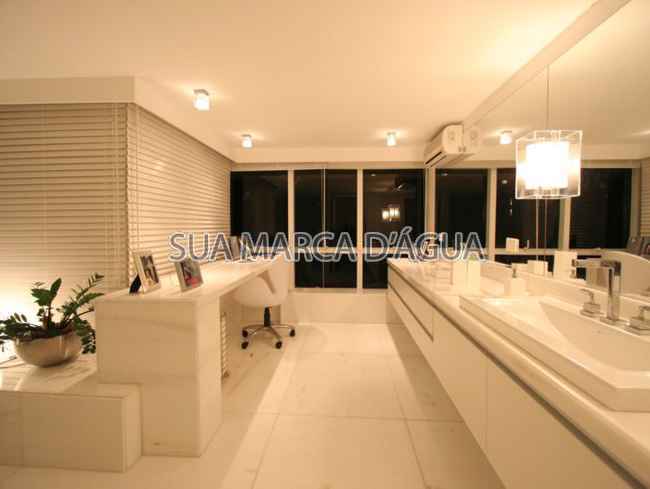 Conheça Casa para venda e aluguel Rua Madre Joana de Gusmão,Centro, São José - R$ 2.500.000 - 0015 - 8 8