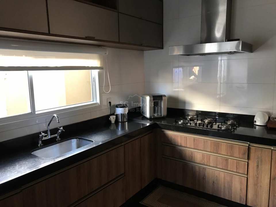 Conheça Eco Village 1, linda casa térrea!! Oportunidade!! - 136 - 9 9