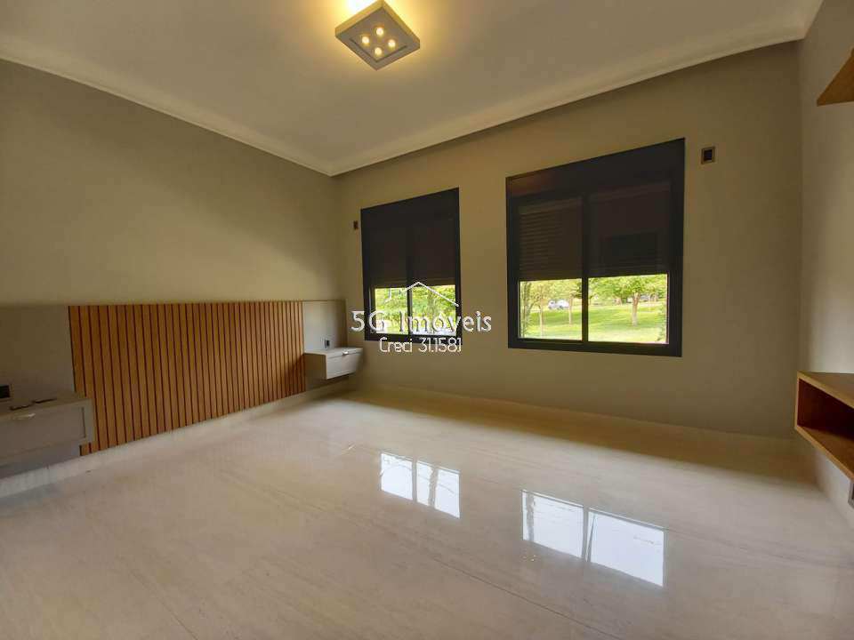 Conheça Linda casa Condomínio Village La Montagne - 417 - 15 15