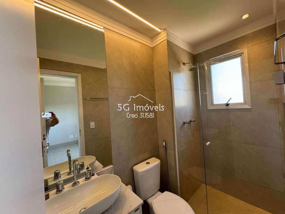 Conheça BELÍSSIMO APARTAMENTO NO EDIFÍCIO GREEN HOME - 433 - 18 18