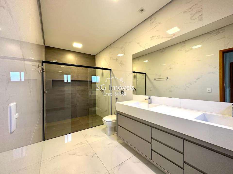 Conheça Linda Casa no Quinta do Golfe Jardins - 468 - 11 11