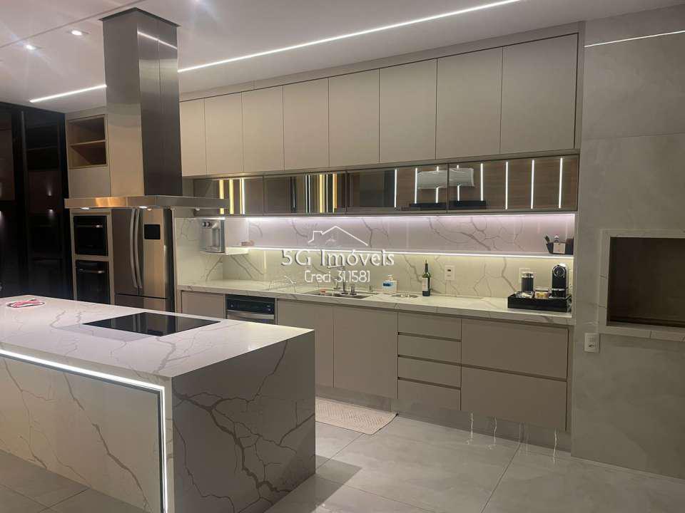 Conheça Linda casa no Damha VI - 474 - 9 9