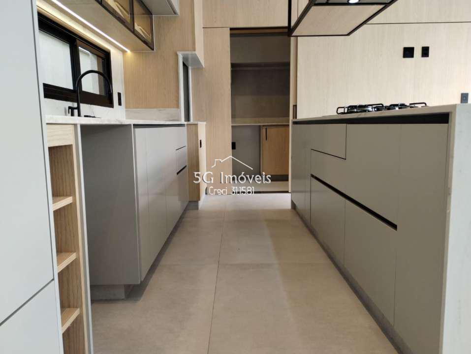 Conheça Belíssima casa no Golden Park Residence - 481 - 10 10