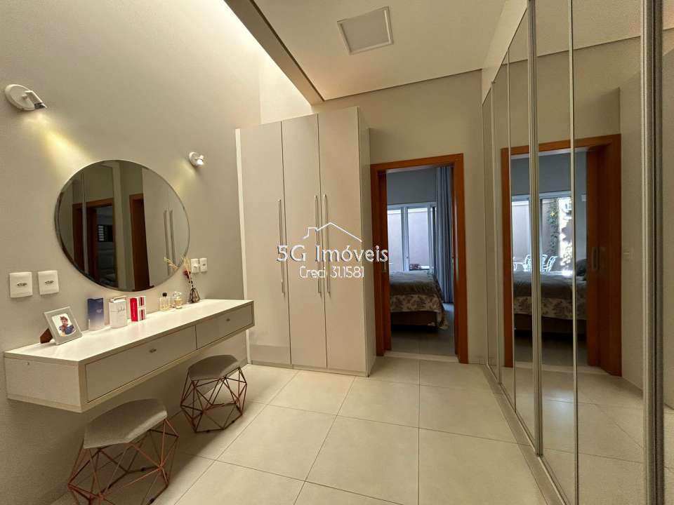 Conheça Linda casa no Village La Montagne - 486 - 17 17