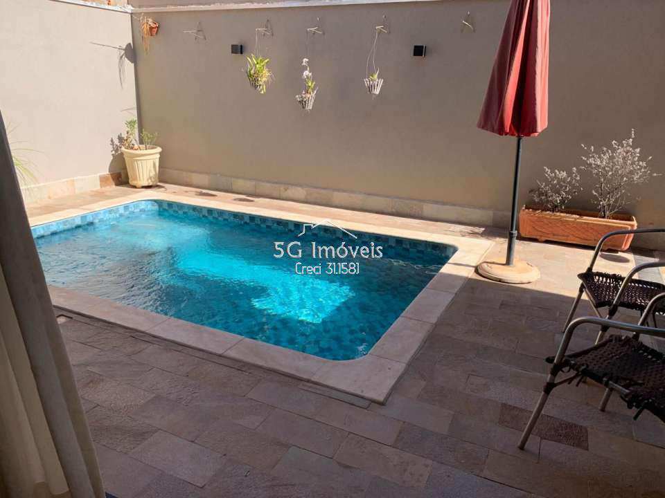 Conheça CASA NO VILLAGE LA MONTAGNE - 543 - 22 22