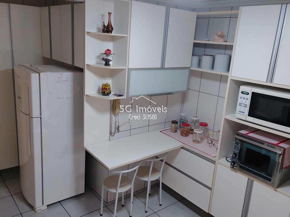 Conheça Casa no Condomínio Bosque Vivendas - 553 - 7 7