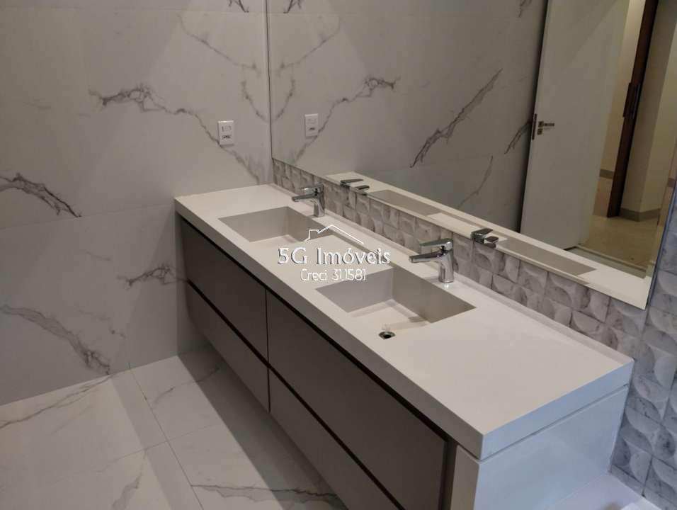 Conheça Casa no Condomínio Damha VI - 556 - 11 11
