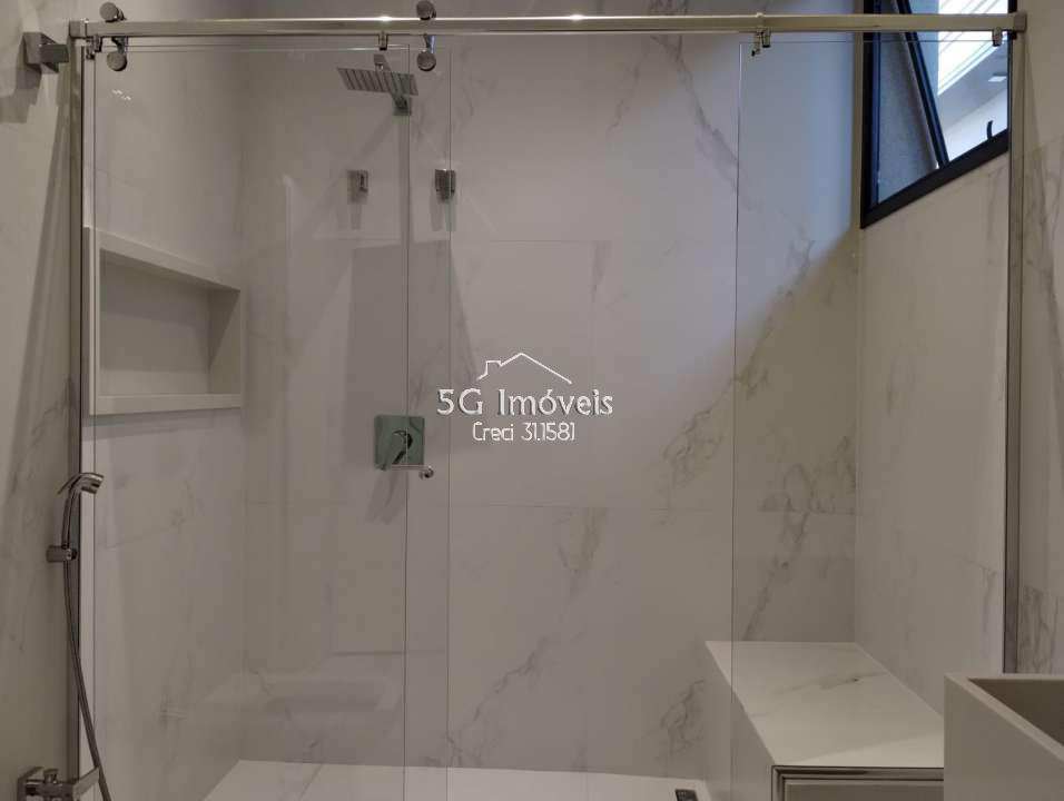 Conheça Casa no Condomínio Damha VI - 556 - 15 15