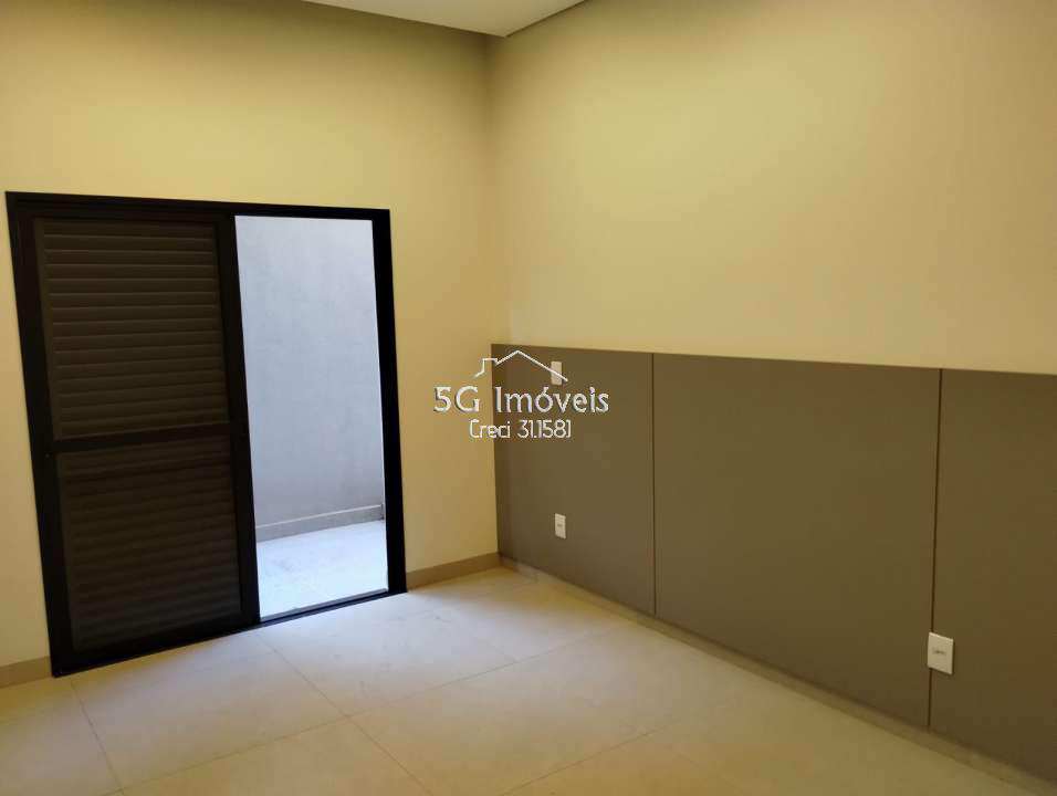 Conheça Casa no Condomínio Damha VI - 556 - 18 18