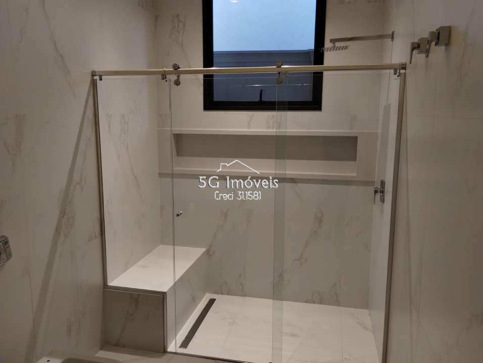 Conheça Casa no Condomínio Damha VI - 556 - 22 22