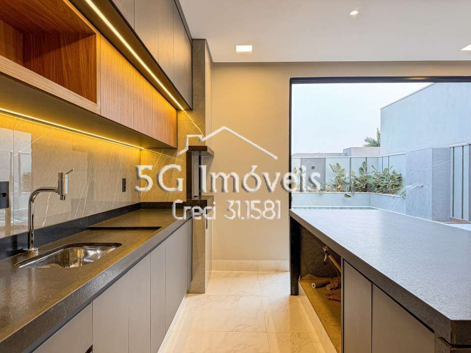 Conheça Linda casa no condomínio Village La Montagne - 587 - 7 7