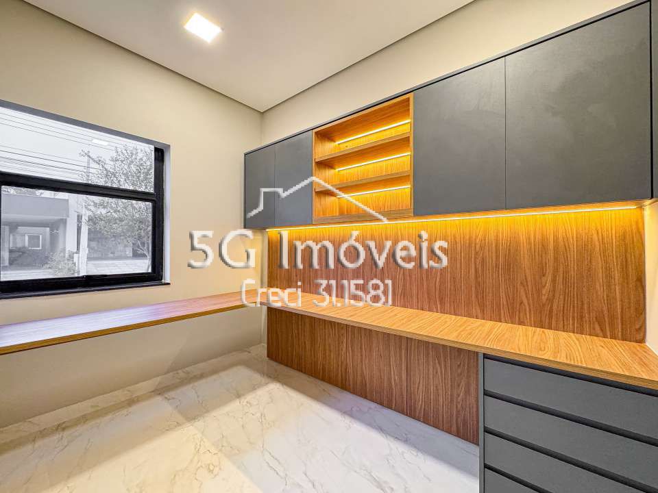 Conheça Linda casa no condomínio Village La Montagne - 587 - 16 16