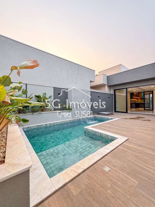 Conheça Linda casa no condomínio Village La Montagne - 587 - 18 18