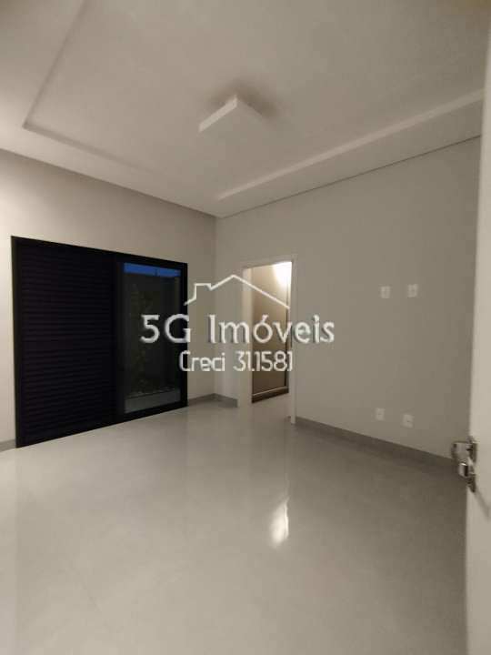 Conheça Linda Casa no Condomínio Quinta do Lago 1 - 588 - 4 4