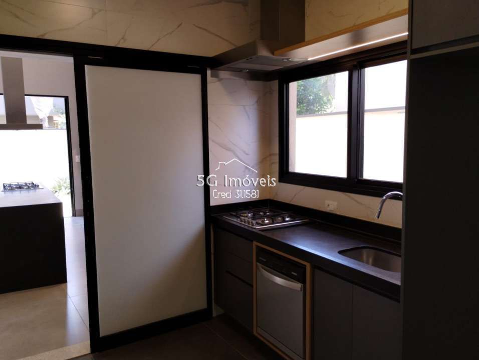 Conheça RESIDENCIAL QUINTA DO GOLFE - CASA AMPLA - 635 - 8 8