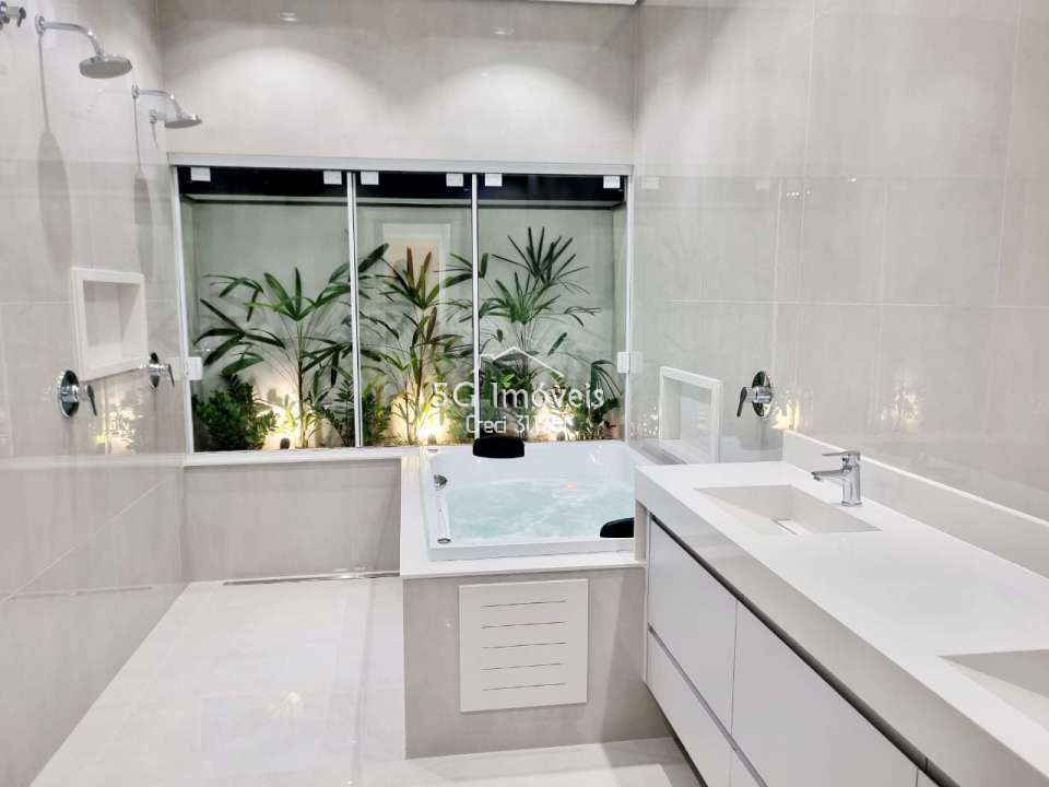 Conheça QUINTA LAGO 1 CASA NOVA - 656 - 15 15