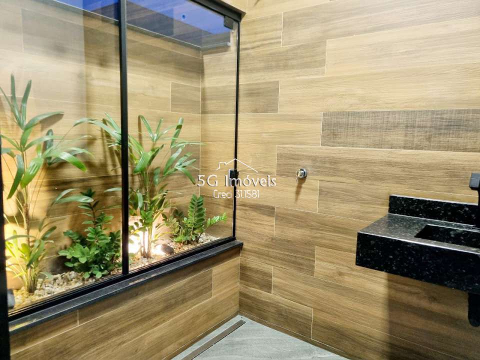 Conheça QUINTA LAGO 1 CASA NOVA - 656 - 22 22
